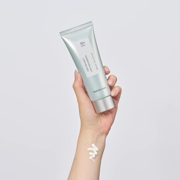 Thank You Farmer sun project light sun essence SPF50+ PA++  120ml