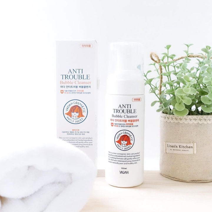 Mousse nettoyante anti-acné anti-bouton - peaux sensibles Nettoyant YADAH 